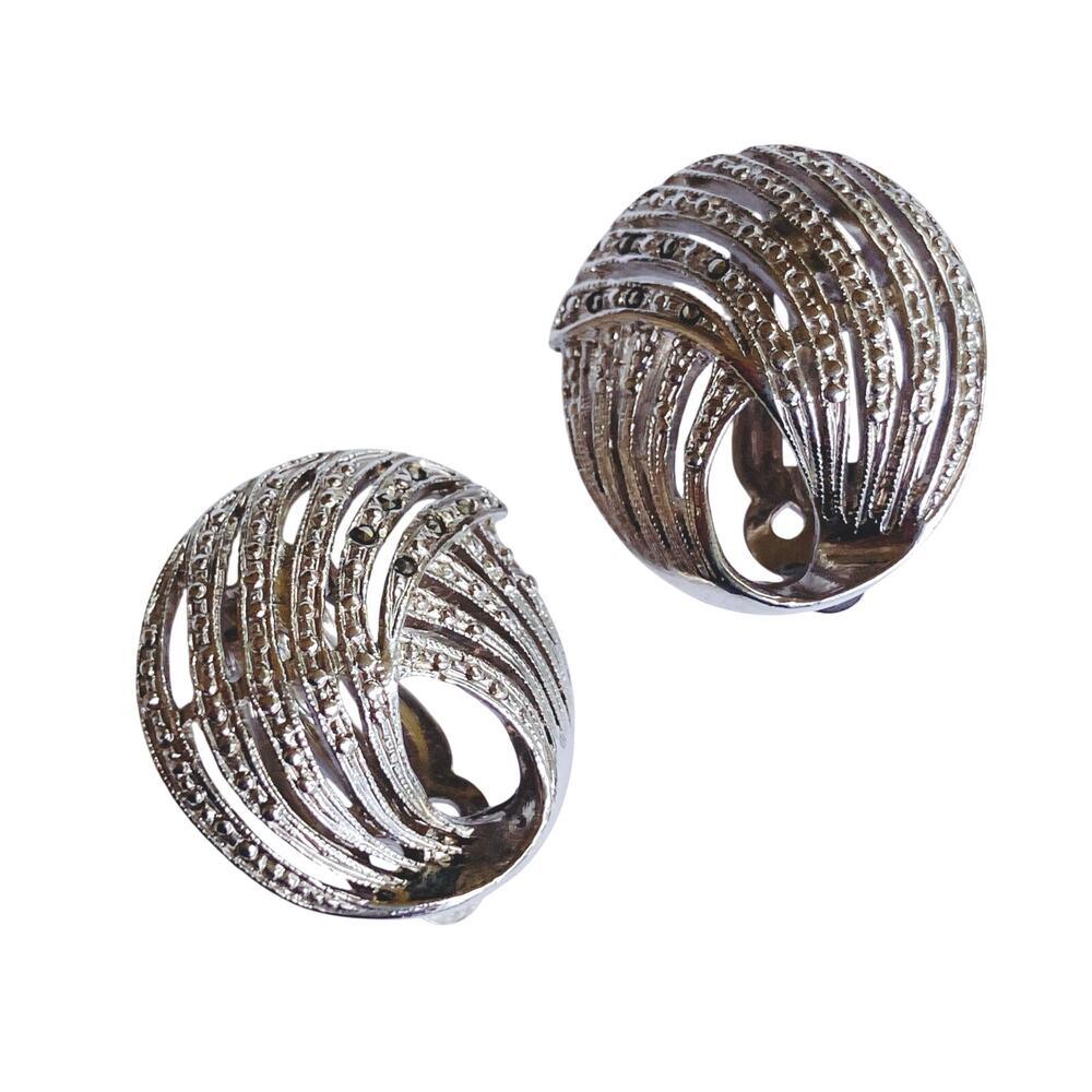 Mid Century Silver Tone Swirl Clip On Earrings VTG 1960s 1970s Modernist Jewelry